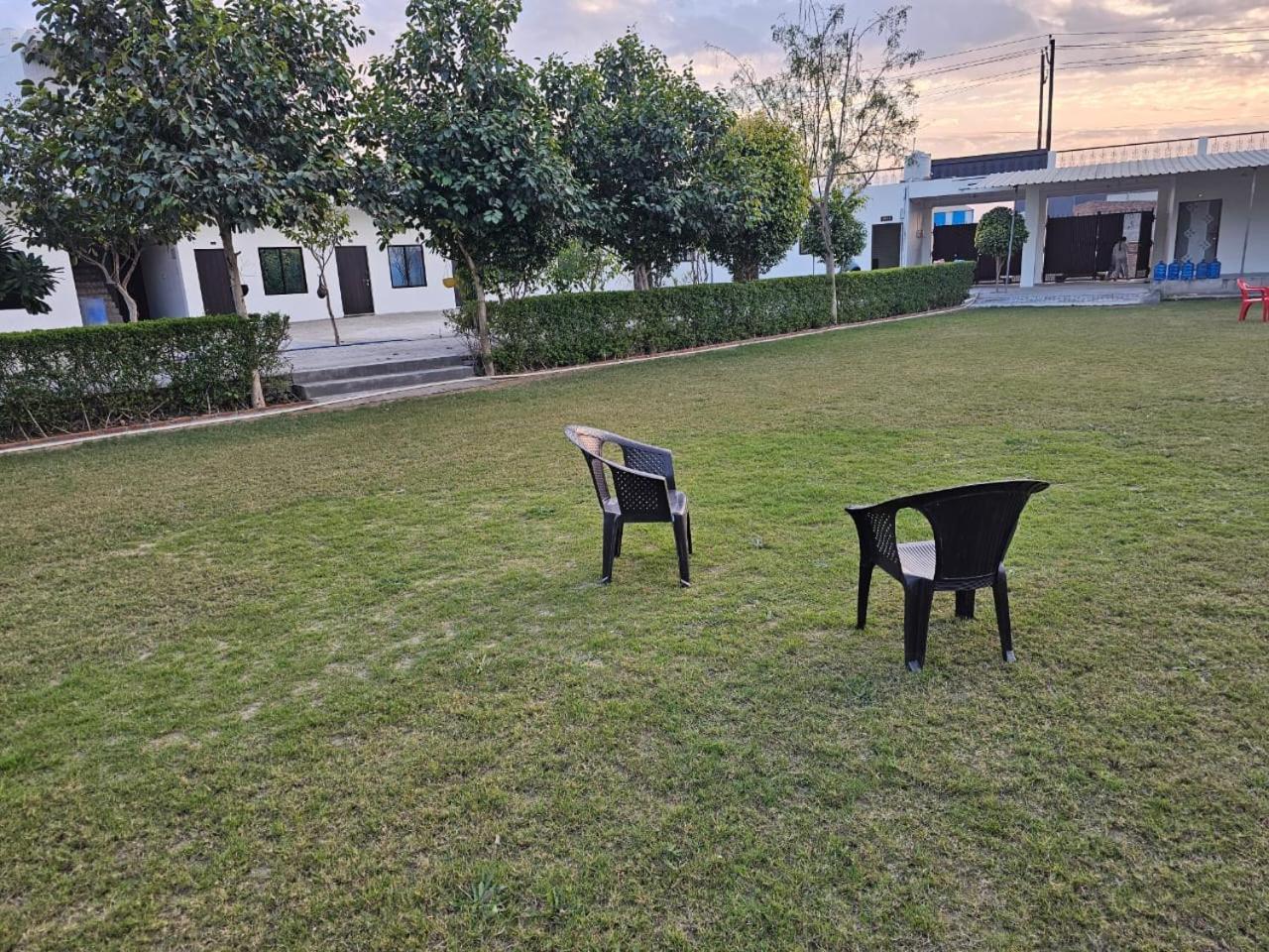 Govind Resort Mathura Buitenkant foto